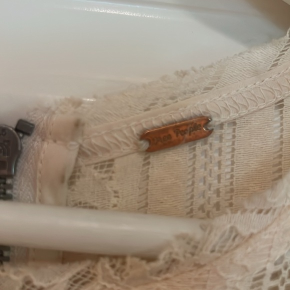 Free People Off white lace sleeveless babydoll dress. - Picture 5 of 7